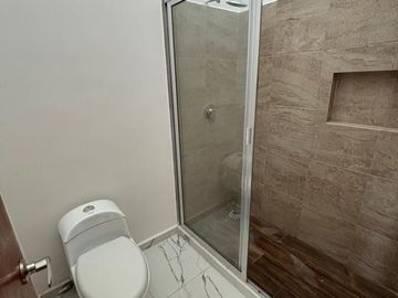 Casa en VENTA - Residencial La Joya