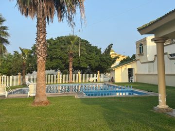 Casa en VENTA - Residencial La Joya