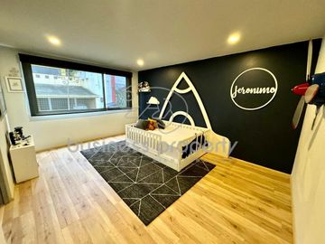 EXPECTACULAR CASA EN CONDADO DE SAYAVEDRA