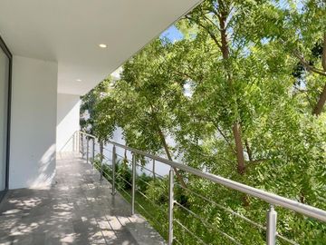 Venta Casa de Lujo En Privada BOSQUES DE ALTABRISA, Mérida