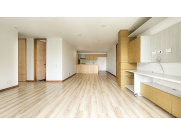 Luz, amplitud y terraza privada: tu nuevo hogar ideal.