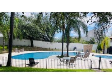 CASA EN VENTA CARRETERA NACIONAL VERGEL