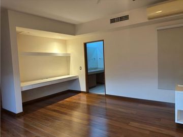 CASA EN VENTA CARRETERA NACIONAL VERGEL