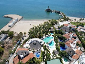LUXURY VILLA FOR SALE BY THE BEACH, KOVAY GARDENS