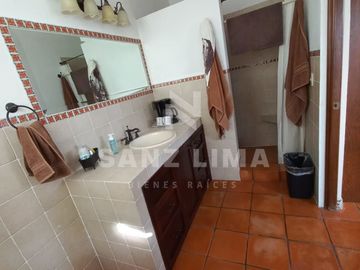 Praderas de la Hacienda: Gran casa campestre con amplio terreno y alberca