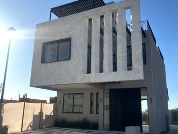 CASA NUEVA VENTA MIRADOR DEL CAMPANARIO QUERETARO