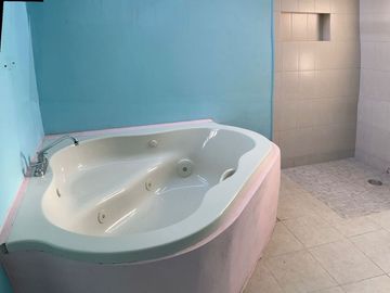 CASA DE UNA PLANTA EN VENTA EN FRACCIONAMIENTO LAS AMERICAS.