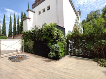 CASA EN LA VISTA