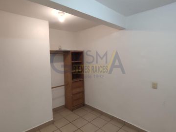 CASA EN VENTA EN JARDINES DE TUXPAN