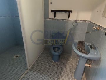 CASA EN VENTA EN JARDINES DE TUXPAN
