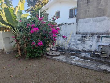 CASA EN VENTA EN JARDINES DE TUXPAN