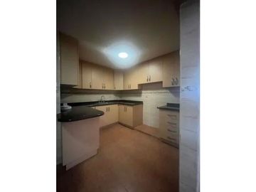 VENTA  CASA CON TERRAZA  FACIL ACCESO A LA VIA ISRAEL Y CALLE 50