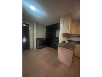 VENTA  CASA CON TERRAZA  FACIL ACCESO A LA VIA ISRAEL Y CALLE 50