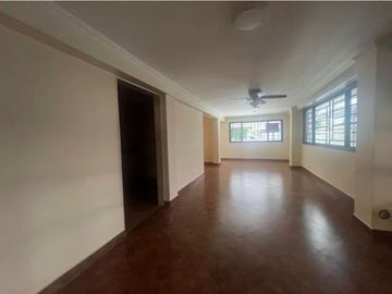 VENTA  CASA CON TERRAZA  FACIL ACCESO A LA VIA ISRAEL Y CALLE 50