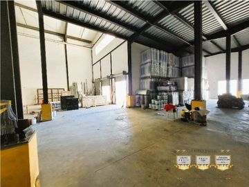 VENTA DE GALERA INDUSTRIAL Ubicada  Parque Industrial Las Américas