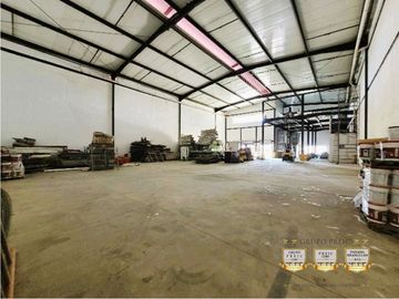 VENTA DE GALERA INDUSTRIAL Ubicada  Parque Industrial Las Américas