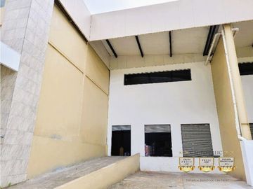 VENTA DE GALERA INDUSTRIAL Ubicada  Parque Industrial Las Américas