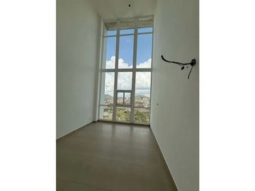 VENDO PH KINGS PARK EN CONDADO DEL REY