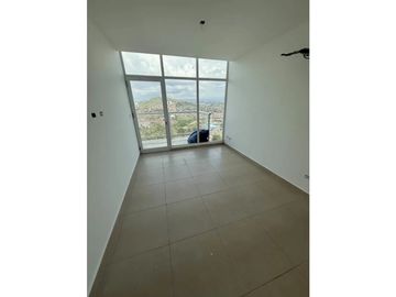 VENDO PH KINGS PARK EN CONDADO DEL REY