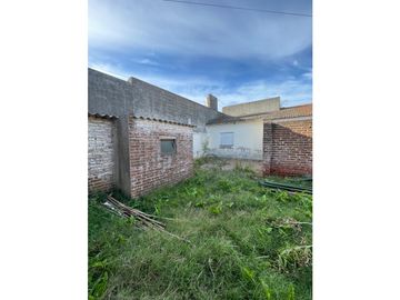 Casa dos dormitorios todo los servicios