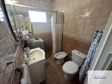 Casa en venta de 2 dormitorios c/ cochera en 9 de Julio
