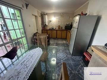 Casa en venta de 2 dormitorios c/ cochera en 9 de Julio