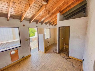 VENTA CASA 3 AMBIENTES GALPON COCHERA LOTE OLIVOS