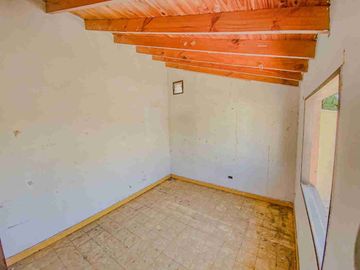VENTA CASA 3 AMBIENTES GALPON COCHERA LOTE OLIVOS