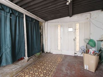 VENTA CASA A RECICLAR EN LOTE PROPIO  PATERNAL