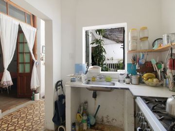 VENTA CASA A RECICLAR EN LOTE PROPIO  PATERNAL