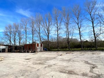 VENTA GALPONES EN MORENO SOBRE 18553 M2 TERRENO