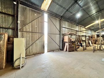 VENTA GALPONES EN MORENO SOBRE 18553 M2 TERRENO