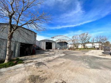 VENTA GALPONES EN MORENO SOBRE 18553 M2 TERRENO