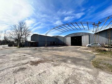 VENTA GALPONES EN MORENO SOBRE 18553 M2 TERRENO