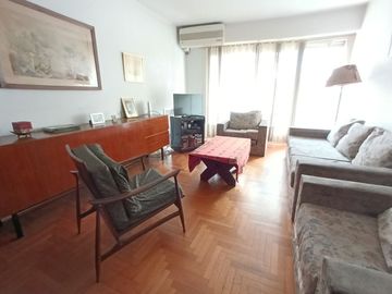 Venta Depto 4 Amb. cochera, balcon al frente y dep