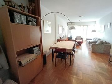 Venta Depto 4 Amb. cochera, balcon al frente y dep