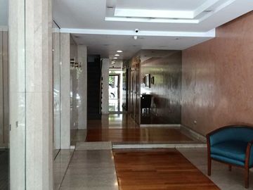 Venta Depto 4 Amb. cochera, balcon al frente y dep