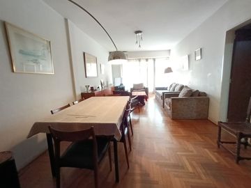 Venta Depto 4 Amb. cochera, balcon al frente y dep