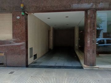 Venta Depto 4 Amb. cochera, balcon al frente y dep