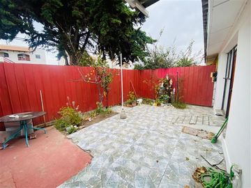Casa en Venta en -El Santo-Víctor Domingo Silva, La Serena.