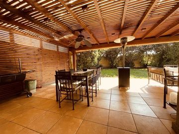 Casa en Venta en Condominio Alerce Andino / Casa Grande