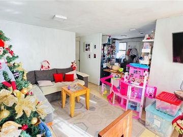 Casa en Venta en TENIENTE PIZZOLEO 256, QUILICURA