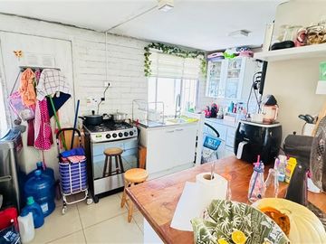 Casa en Venta en TENIENTE PIZZOLEO 256, QUILICURA