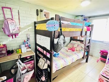 Casa en Venta en TENIENTE PIZZOLEO 256, QUILICURA