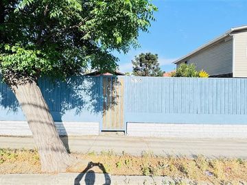 Casa en Venta en TENIENTE PIZZOLEO 256, QUILICURA