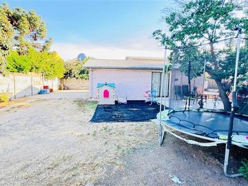 Casa en Venta en TENIENTE PIZZOLEO 256, QUILICURA
