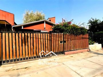 Casa en Venta en Av. Lo Campino / Carampangue