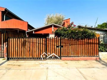 Casa en Venta en Av. Lo Campino / Carampangue