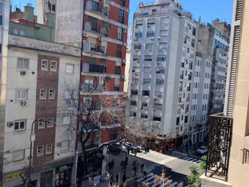 Venta departamento 4 ambientes en Montserrat