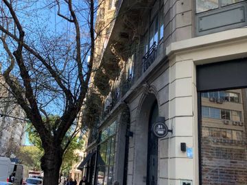 Venta departamento 4 ambientes en Montserrat